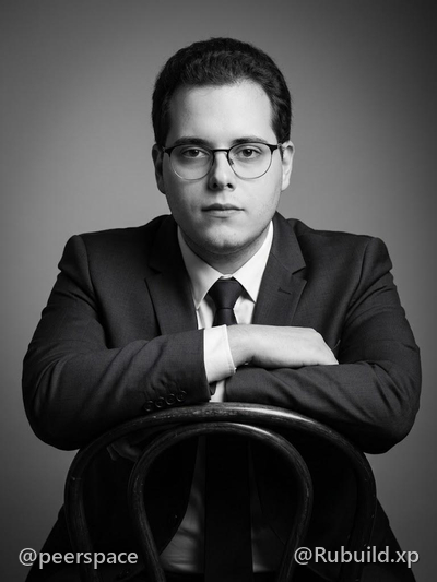 Ruben Gariazzo 的黑白肖像，EPF 工程师学院在读